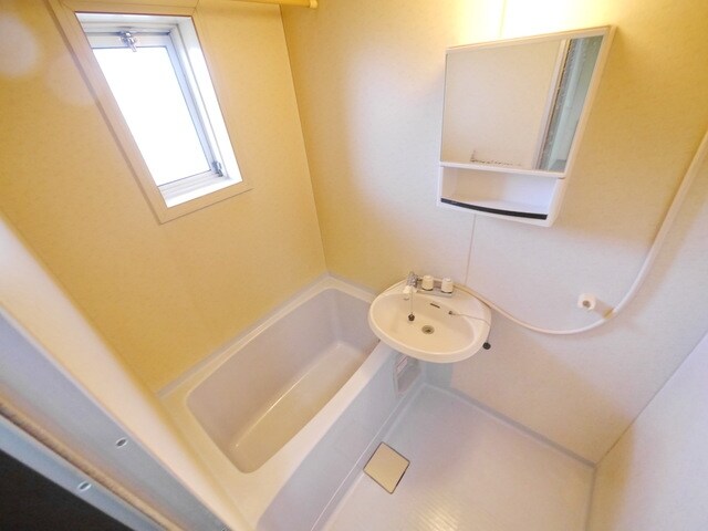 アゼリアの物件内観写真