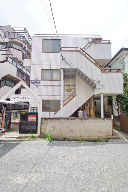 ダイワハイツの物件外観写真