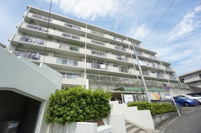 リーガル鷺沼の物件外観写真