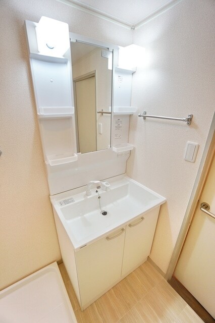 リーガル鷺沼の物件内観写真