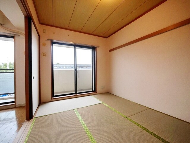 ファインクレスト若葉台の物件内観写真