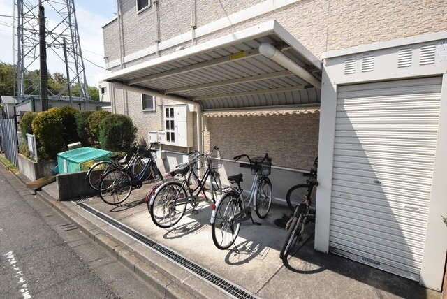 ラシーヌ弐番館の物件内観写真