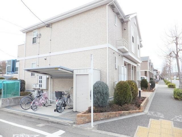 ラシーヌ弐番館の物件内観写真