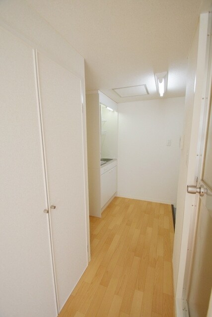 KENWOOD HOUSEの物件内観写真