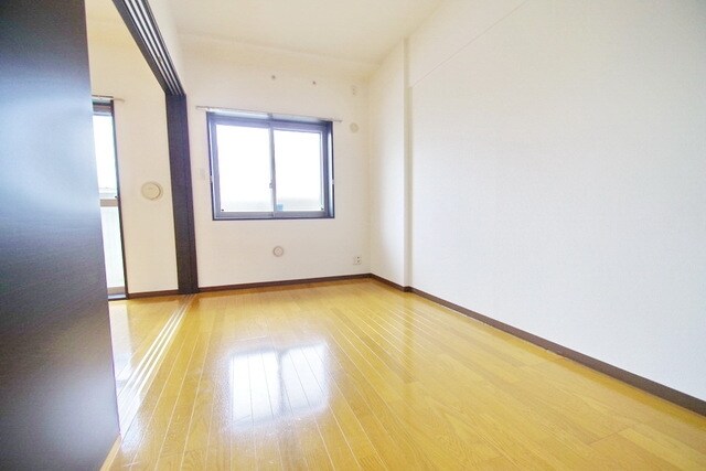 グラン・コンフォールの物件内観写真