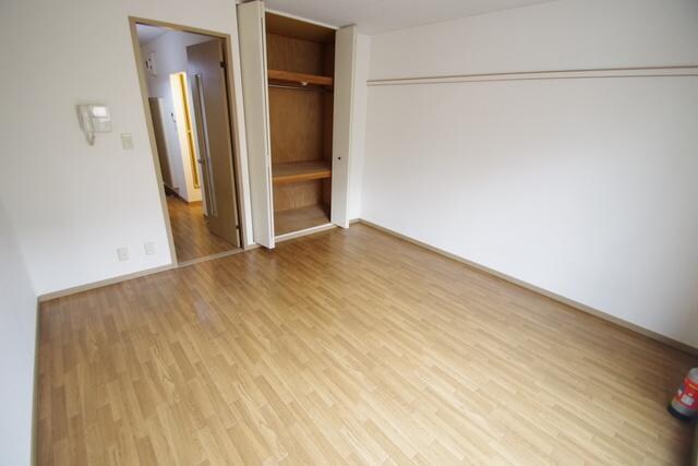 モンテベルデの物件内観写真