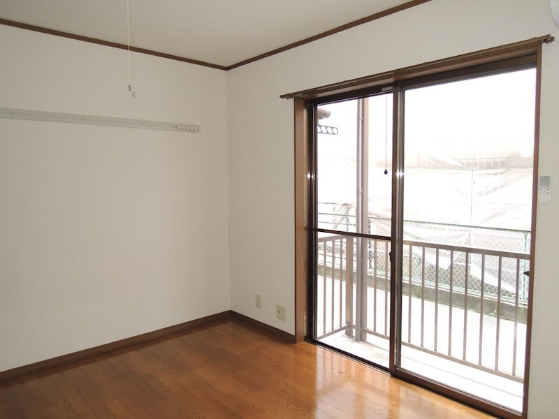 メゾンエフの物件内観写真