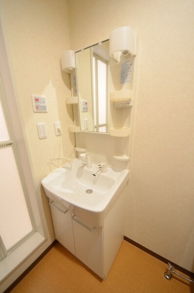 ユーウエスト国立の物件内観写真