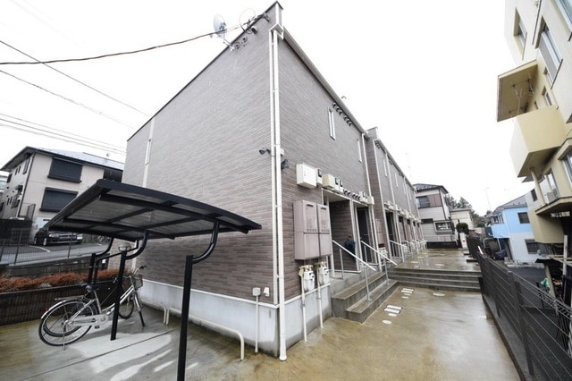 レオネクストムーンハウスの物件外観写真