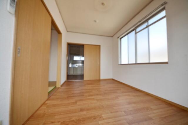 エステート松木の物件内観写真