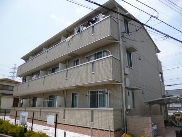 ジャルディネットの物件外観写真