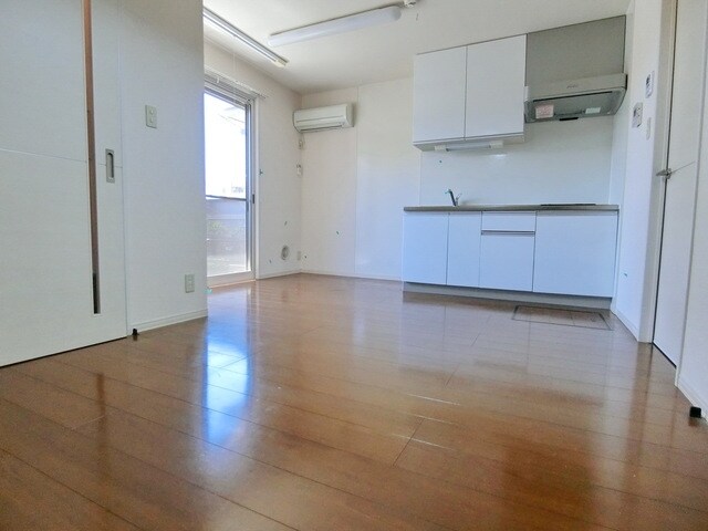 ウィスタリア・ガーデン ABの物件内観写真