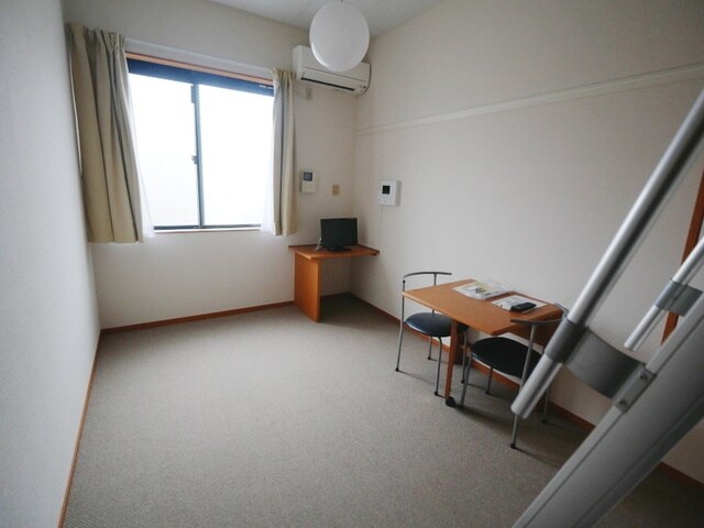 レオパレスシュッドカルチェIIの物件内観写真