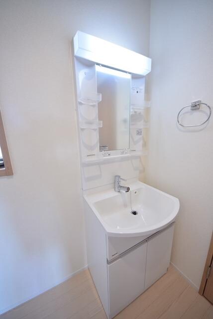 ウエストウイング平和の物件内観写真