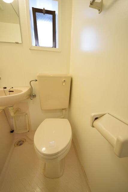 ルーブル子安の物件内観写真