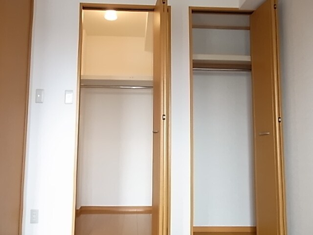 ゼファーコートの物件内観写真