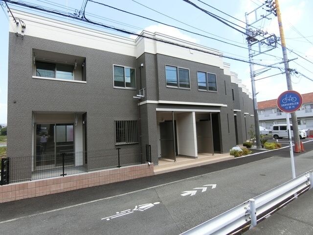 ステーション1の物件外観写真