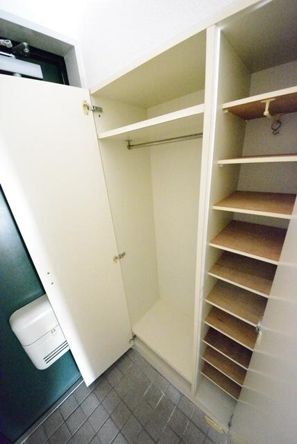 レジデンス第7石川の物件内観写真