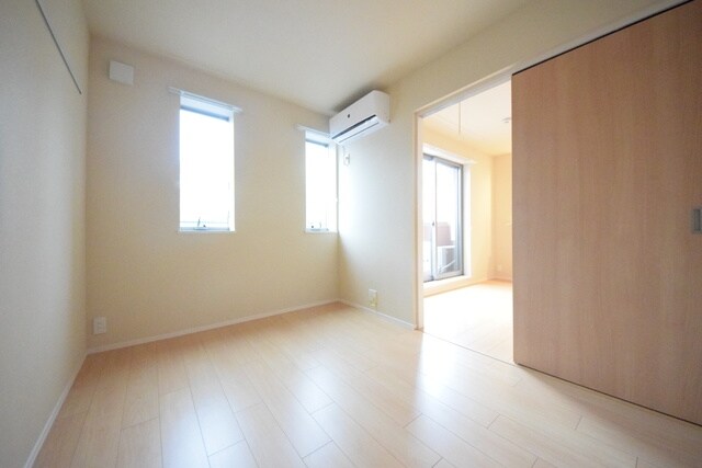 マンション国母の物件内観写真