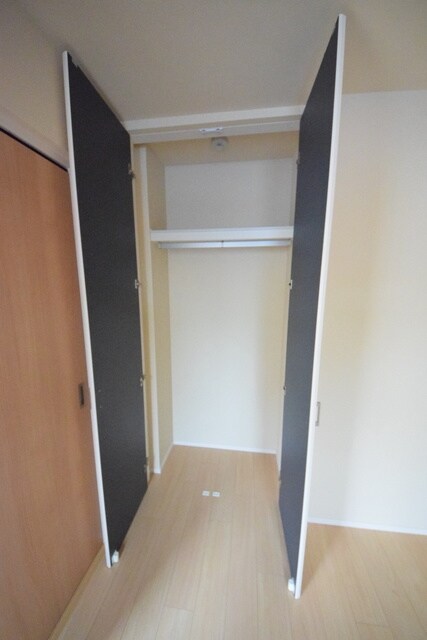 マンション国母の物件内観写真