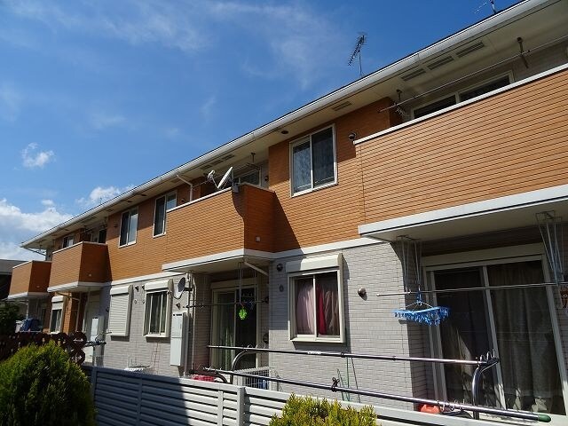 グリーンウッドIIIの物件外観写真