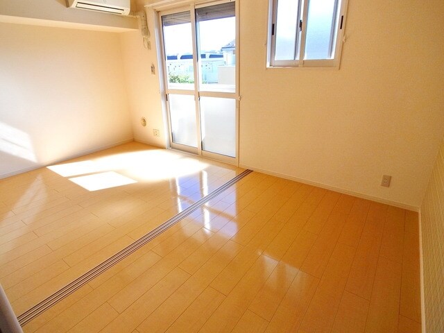 ホワイトミーティア A棟の物件内観写真