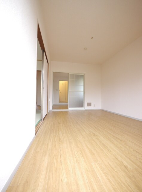 ヴィラ栗本Aの物件内観写真