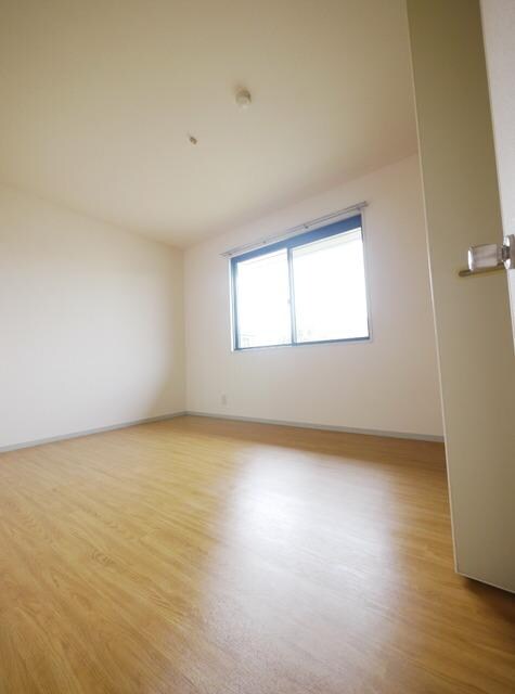 ヴィラ栗本Aの物件内観写真