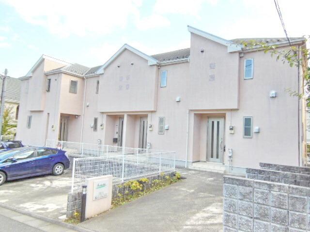 アウグーリオの物件外観写真