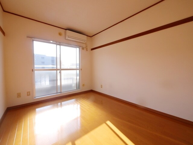 ハイツローネの物件内観写真