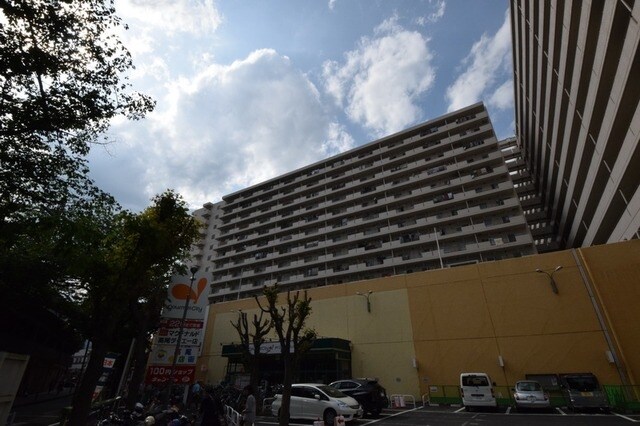 高尾パークハイツ A棟の物件内観写真