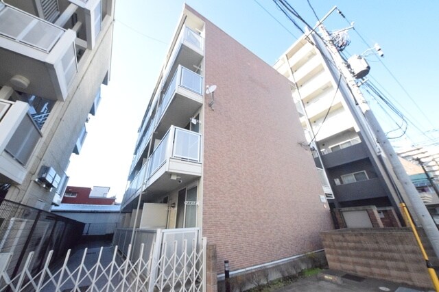 レオパレスグランシャリオの物件外観写真