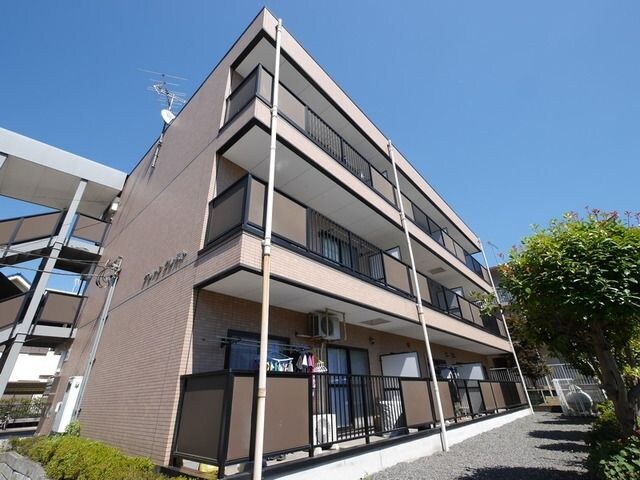 グリーンクレストの物件外観写真