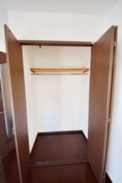 アドニスウエストの物件内観写真