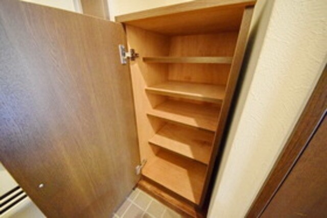 アドニスウエストの物件内観写真