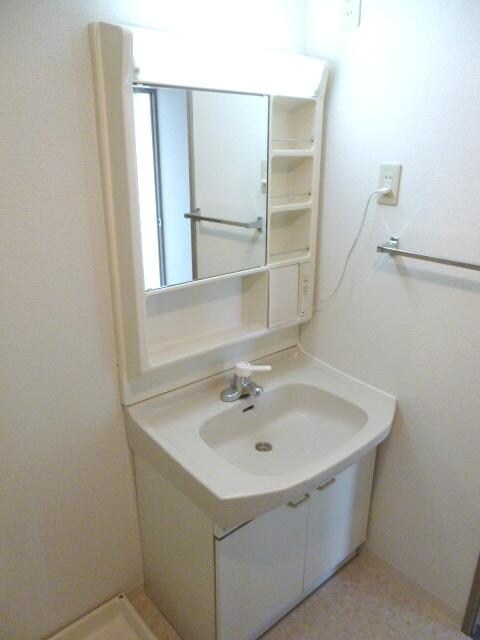 モンティクロ壱番館の物件内観写真