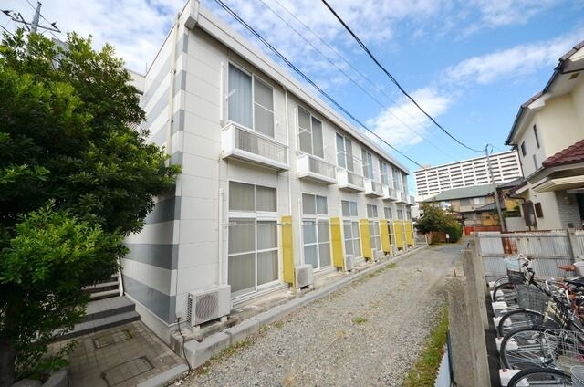 レオパレスハナブサNaraIIの物件外観写真