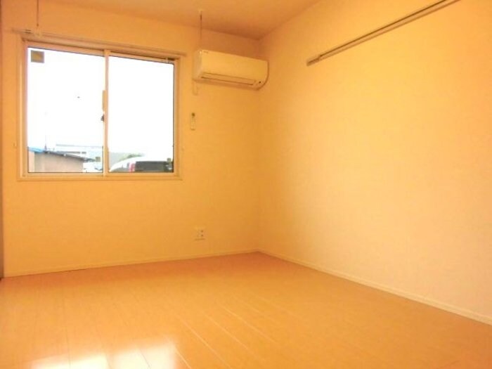 ラ・プランタン Fの物件内観写真