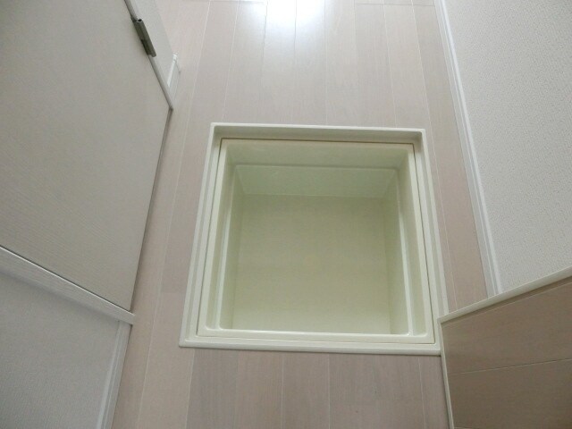 グラーレ下井草の物件内観写真