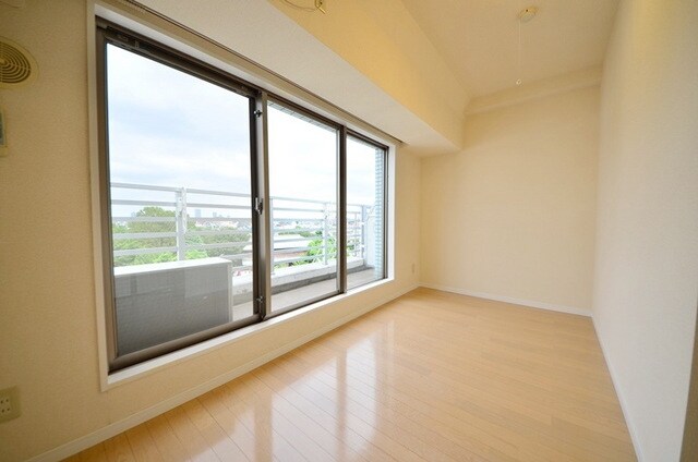 キャパシタス中野の物件内観写真