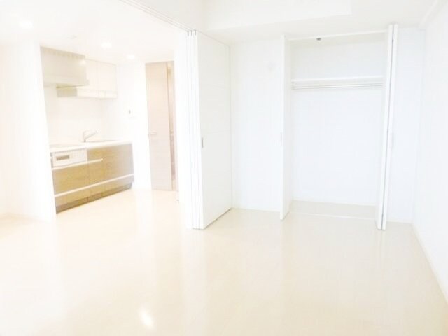 コスモリード新宿余丁町の物件内観写真