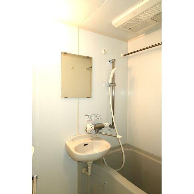 キャパシタス中野の物件内観写真