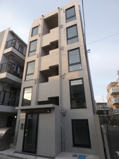 セレーノ上高田の物件外観写真