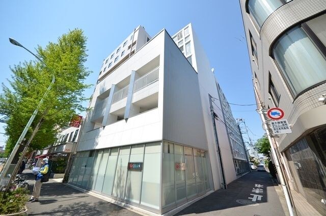 ラグゼナ東高円寺の物件外観写真