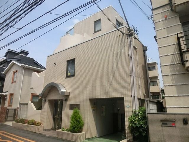 サンパレス中野坂上の物件外観写真