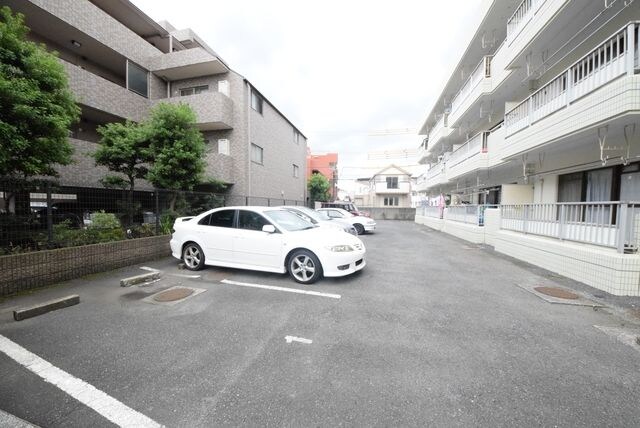 メゾンラフォーレの物件内観写真