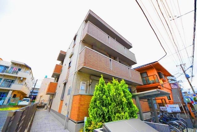 グランシャリオの物件外観写真