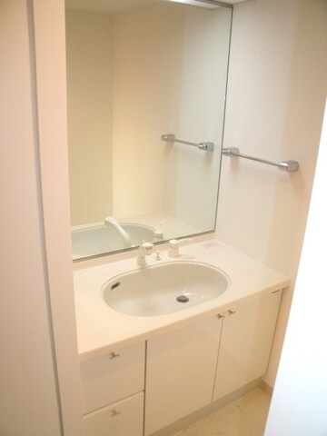 リーベスト東中山の物件内観写真