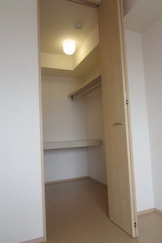 カーサ リュミエールの物件内観写真