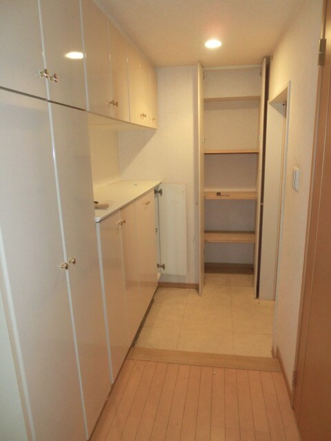 リーベスト東中山の物件内観写真